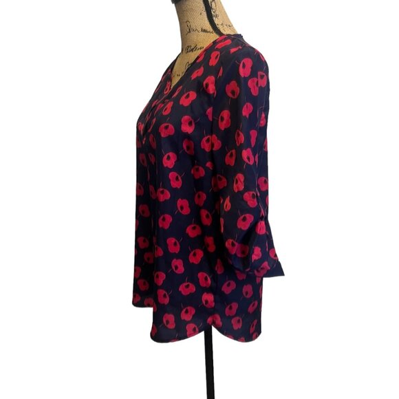 41 Hawthorn Navy & Red Modern Floral Playful Professional Split Neck Blouse M - Picture 3 of 7